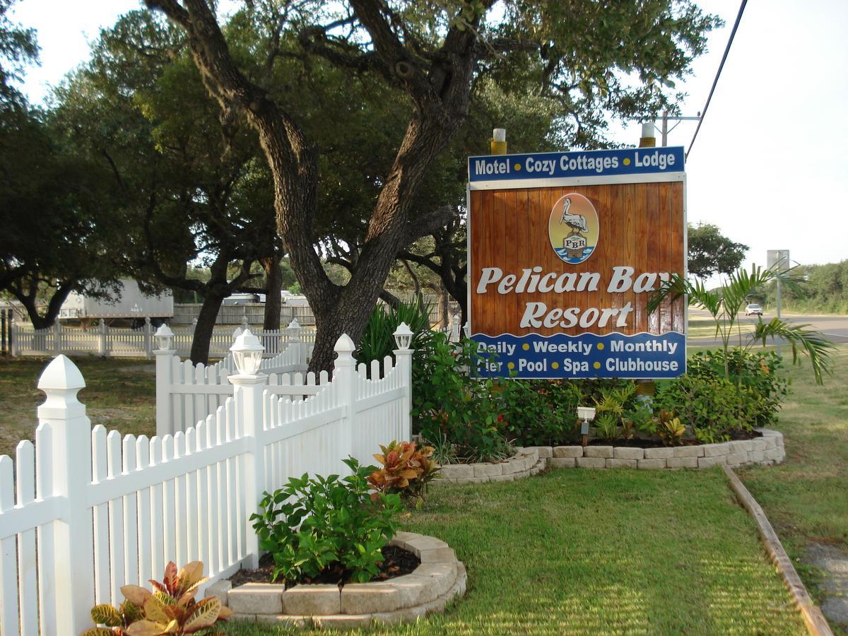 D&R Pelican Bay Resort 락포트 외부 사진